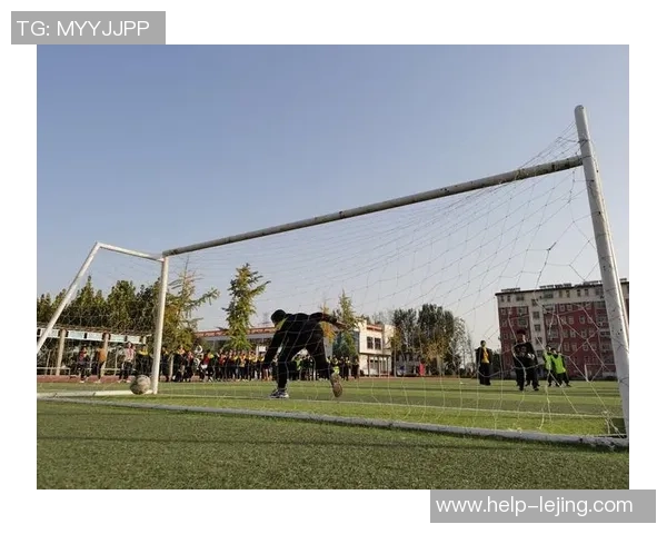 海淀实验小学足球队积极备战校园联赛展现青春活力与团队精神